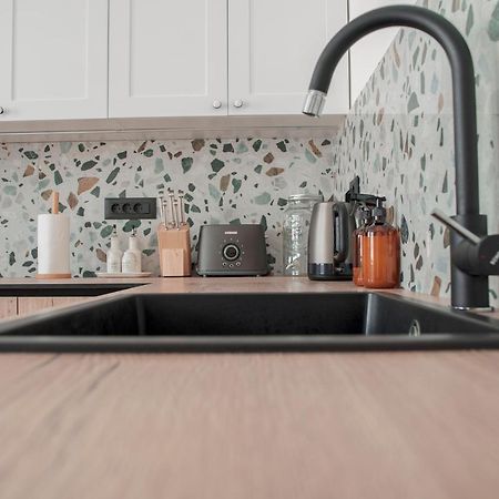Apartment Vito Омиш Экстерьер фото